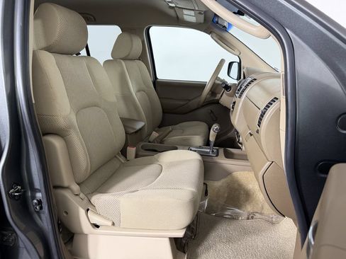 Used 2005 Nissan Frontier SE AWD/4WD image 21