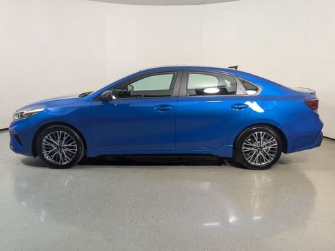Used 2023 Kia Forte GT-Line w/ GT-Line Premium Package FWD image 4