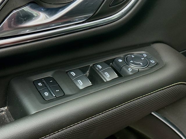 Used 2024 Chevrolet Suburban Premier AWD/4WD image 19