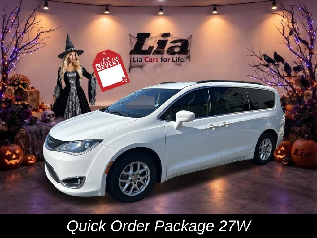 Certified 2020 Chrysler Pacifica Touring FWD image 9