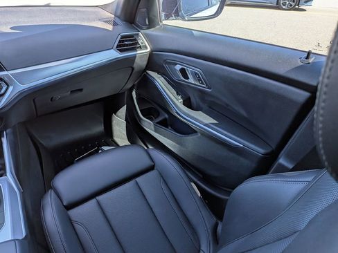 Used 2022 BMW M340i image 16