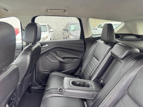 Used 2016 Ford Escape SE w/ SE Leather Comfort Package AWD/4WD image 29