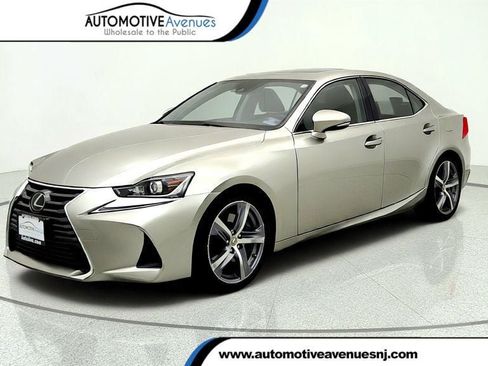 Used 2018 Lexus IS 300 AWD w/ Comfort Package image 1
