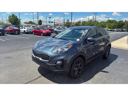 Used 2022 Kia Sportage LX w/ LX AWD Value Edition Package image 2