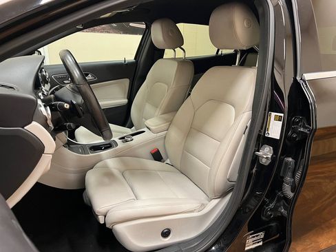 Used 2020 Mercedes-Benz GLA 250 image 27