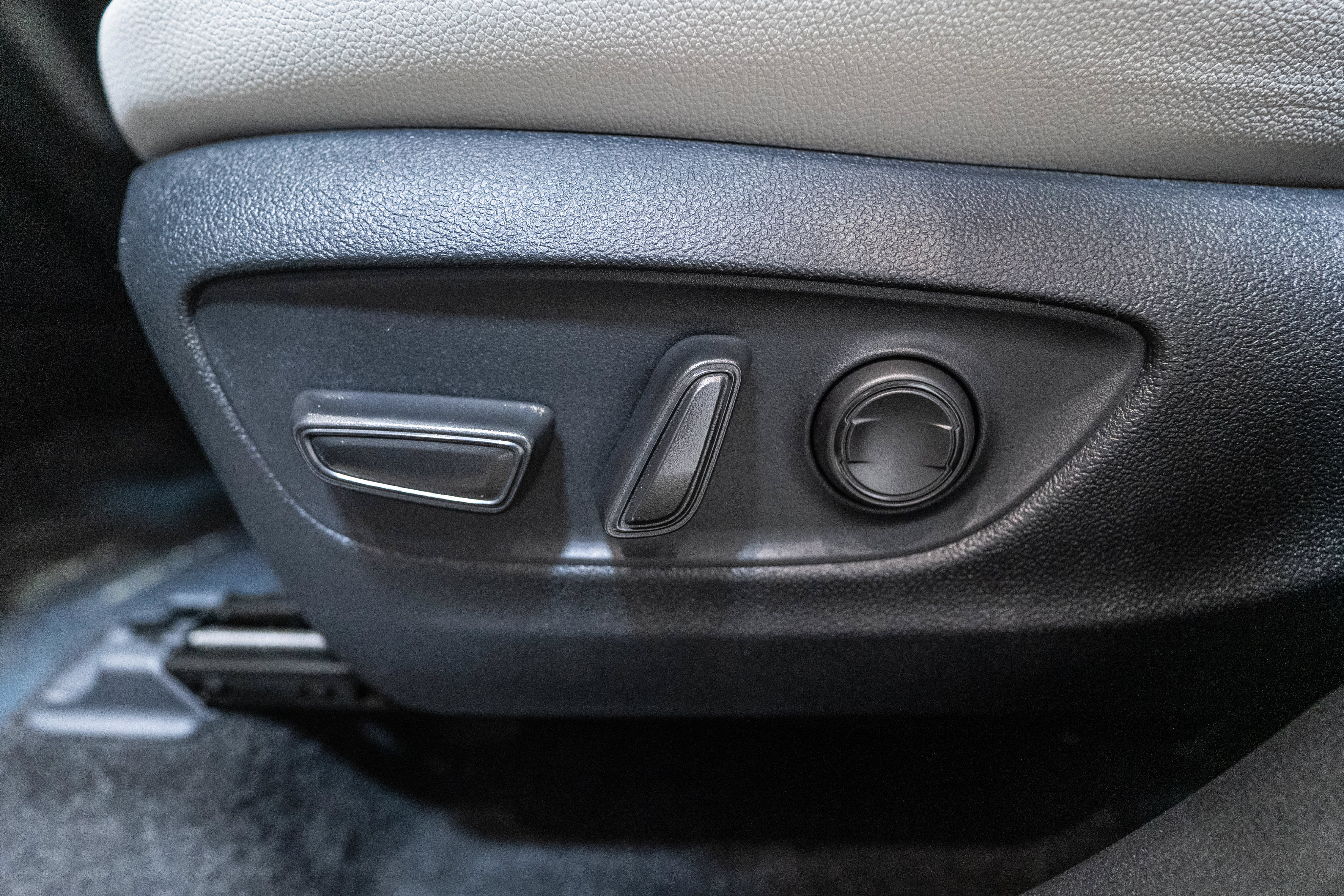 New 2026 Toyota Grand Highlander XLE FWD image 21