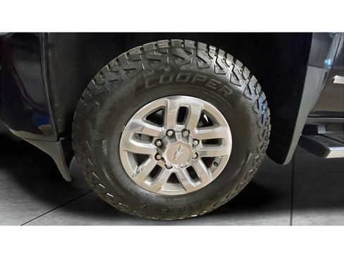 Used 2019 Chevrolet Silverado 3500 High Country w/ Duramax Plus Package AWD/4WD image 3