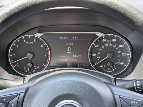 Used 2025 Nissan Altima 2.5 SV FWD image 24