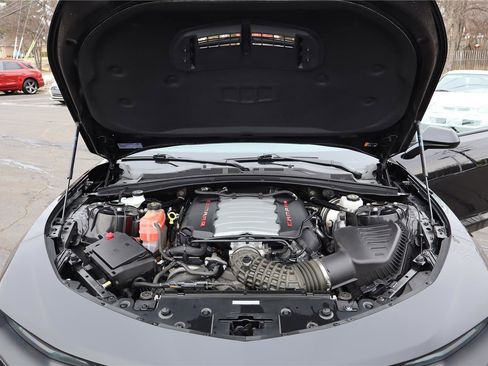 Used 2023 Chevrolet Camaro LT image 10