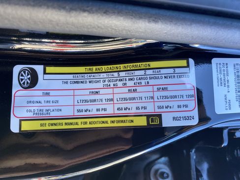 Used 2024 RAM 3500 Laramie w/ Night Edition image 40