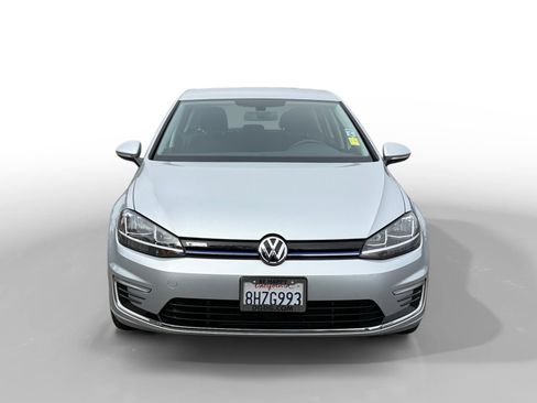 Used 2019 Volkswagen e-Golf SE w/ Driver Assistance Package image 8