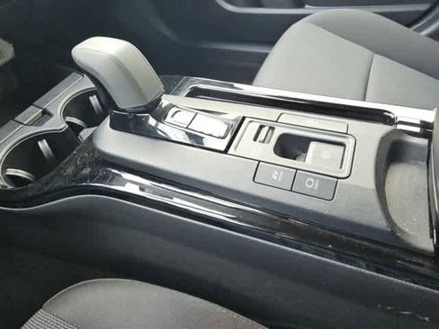 Used 2024 Toyota Prius LE image 17