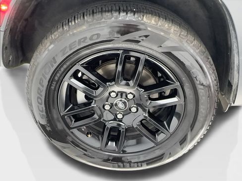 Used 2025 Land Rover Defender 110 S AWD/4WD image 14