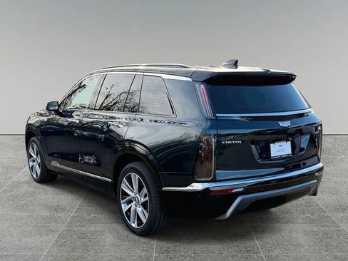 New 2026 Cadillac Vistiq Luxury image 11