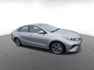 Used 2024 Kia Forte LXS video 2