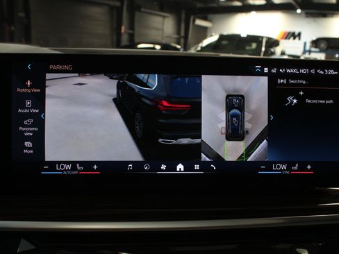 Used 2024 BMW X5 sDrive40i w/ Premium Package RWD image 58