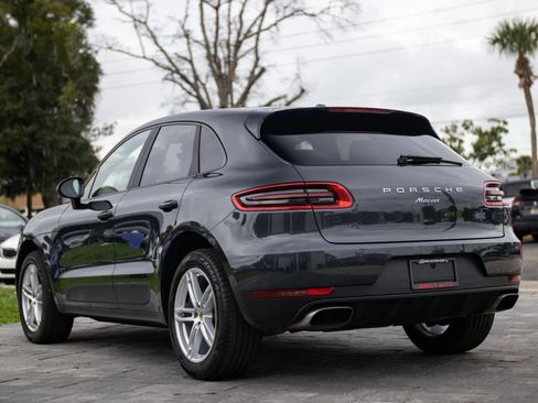 Used 2018 Porsche Macan Sport Edition AWD/4WD image 9