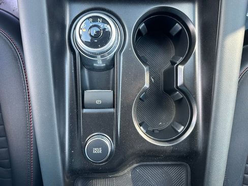 Used 2025 Ford Explorer ST-Line image 34