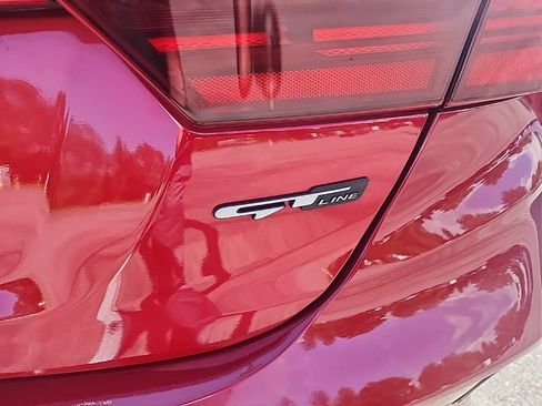 Used 2024 Kia Forte GT-Line w/ GT-Line Premium Package FWD image 7