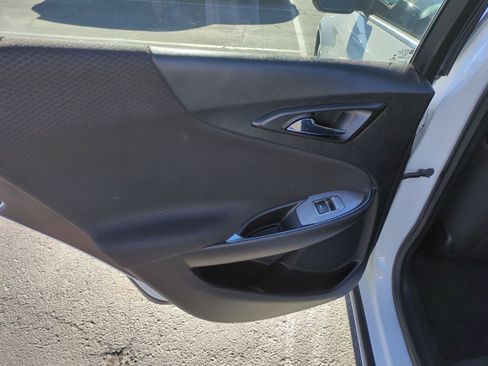 Used 2021 Chevrolet Malibu LT image 30