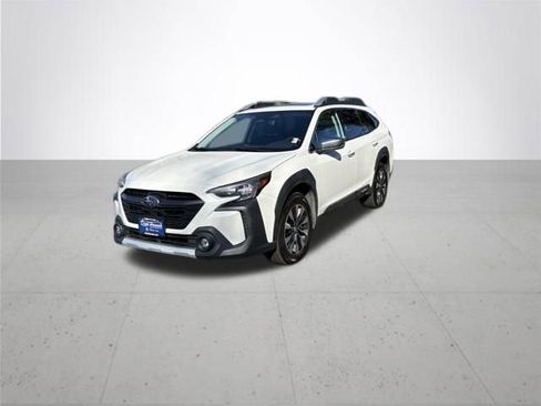 Used 2023 Subaru Outback Touring XT AWD/4WD image 2