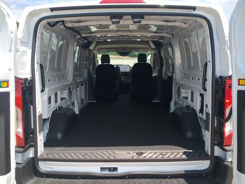New 2026 Ford Transit 150 Low Roof RWD image 11