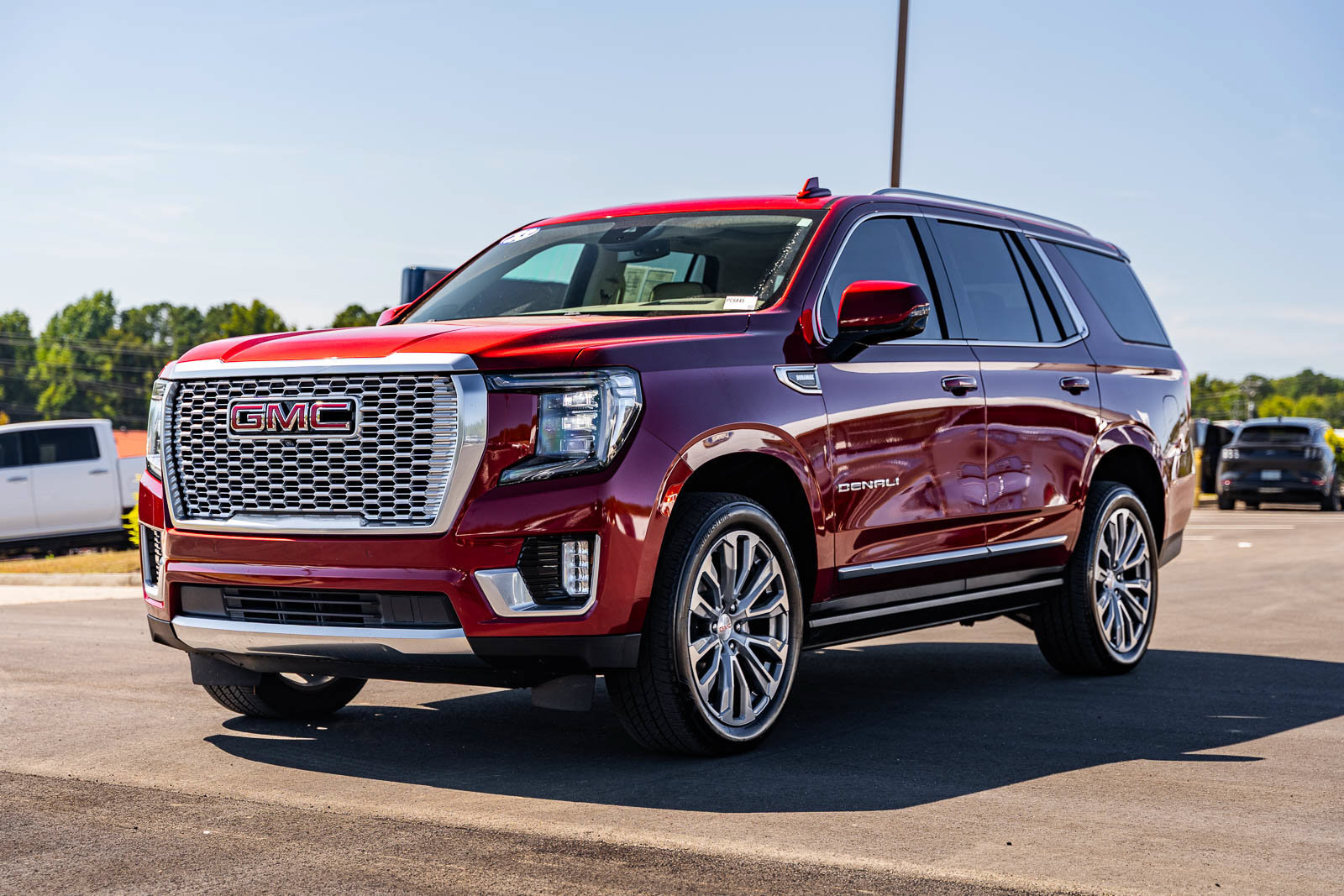 Used 2023 GMC Yukon Denali w/ Max Trailering Package AWD/4WD image 4