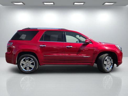 Used 2014 GMC Acadia Denali image 3