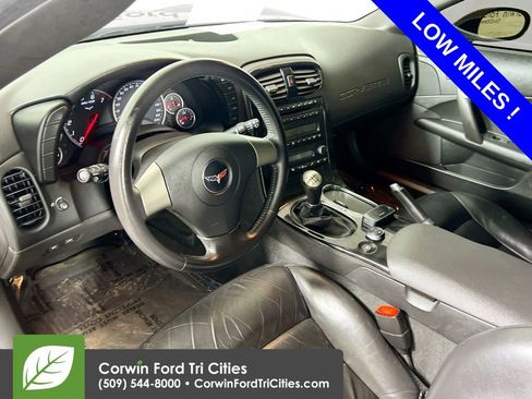 Used 2008 Chevrolet Corvette Coupe image 2
