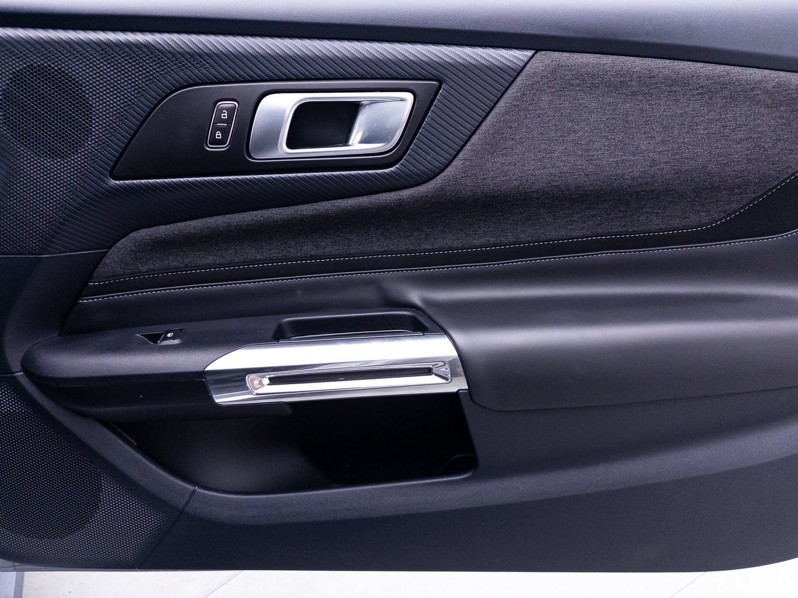 Used 2024 Ford Mustang GT RWD image 35
