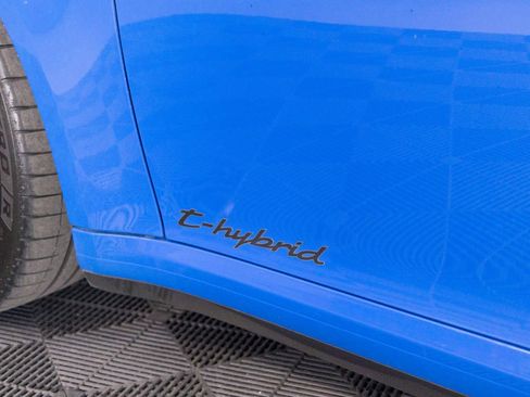 Certified 2025 Porsche 911 Carrera GTS RWD image 14