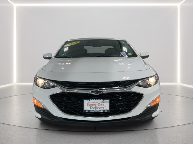 Used 2024 Chevrolet Malibu RS w/ LPO, Floor Liner Package FWD image 9