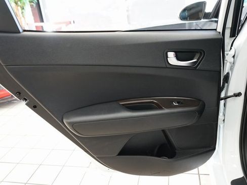 Used 2018 Kia Optima EX image 42