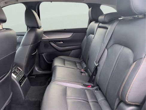 Used 2024 MAZDA CX-90 3.3 Turbo w/ Preferred Plus image 35