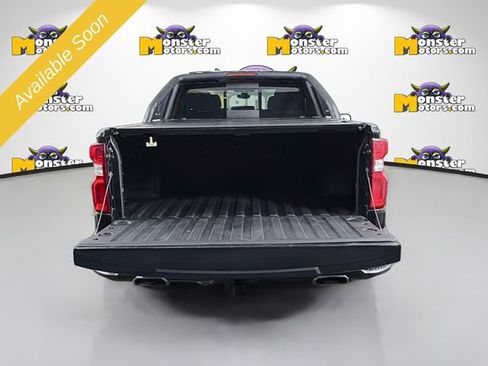 Used 2019 Chevrolet Silverado 1500 High Country w/ Technology Package AWD/4WD image 27