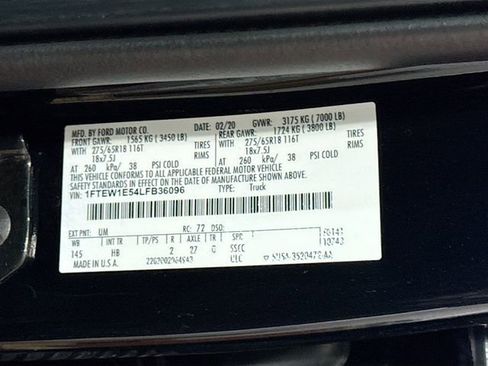 Used 2020 Ford F150 Lariat image 32