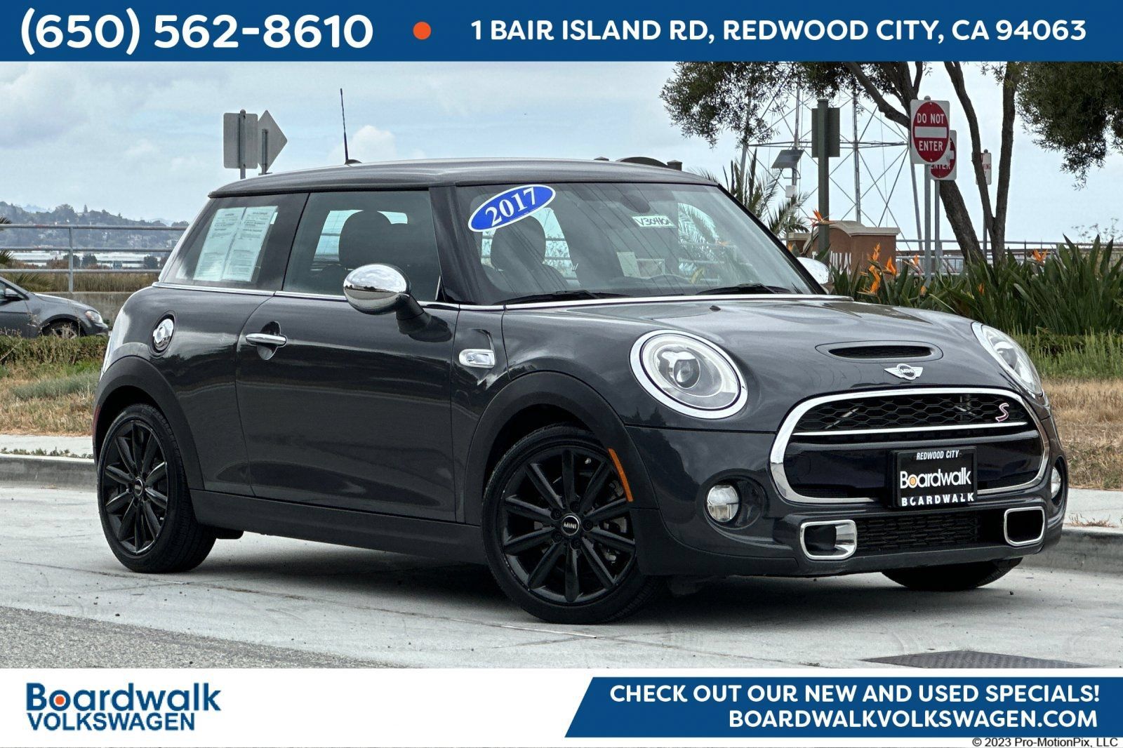 Used 2017 MINI Cooper S FWD image 1