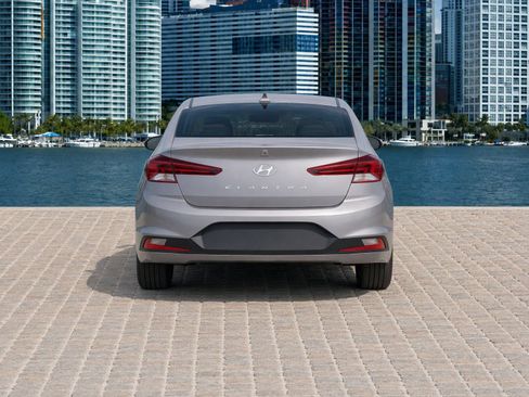 Used 2020 Hyundai Elantra SEL FWD image 8