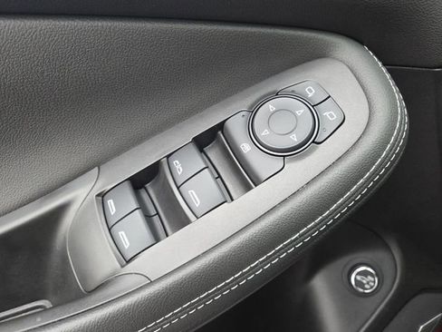 Used 2024 Buick Encore GX Avenir w/ Avenir Convenience Package image 10