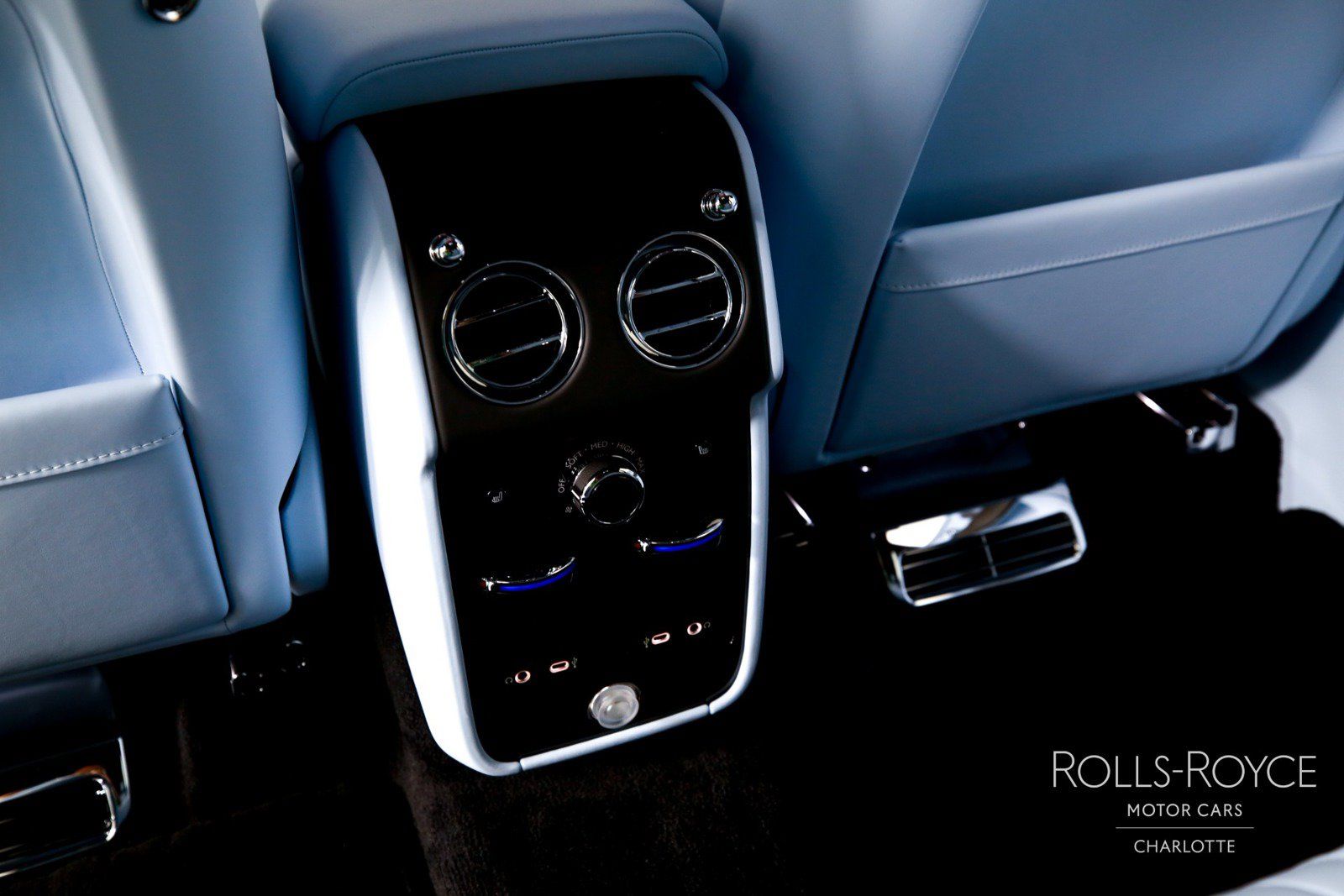 New 2027 Rolls-Royce Cullinan AWD/4WD image 22