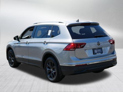 Certified 2024 Volkswagen Tiguan SE AWD/4WD image 5