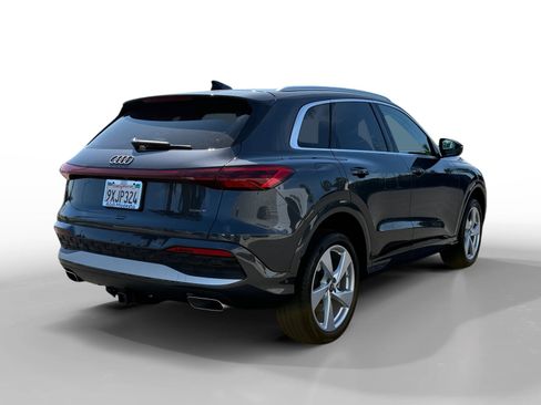 Certified 2025 Audi Q5 Premium Plus AWD/4WD image 5