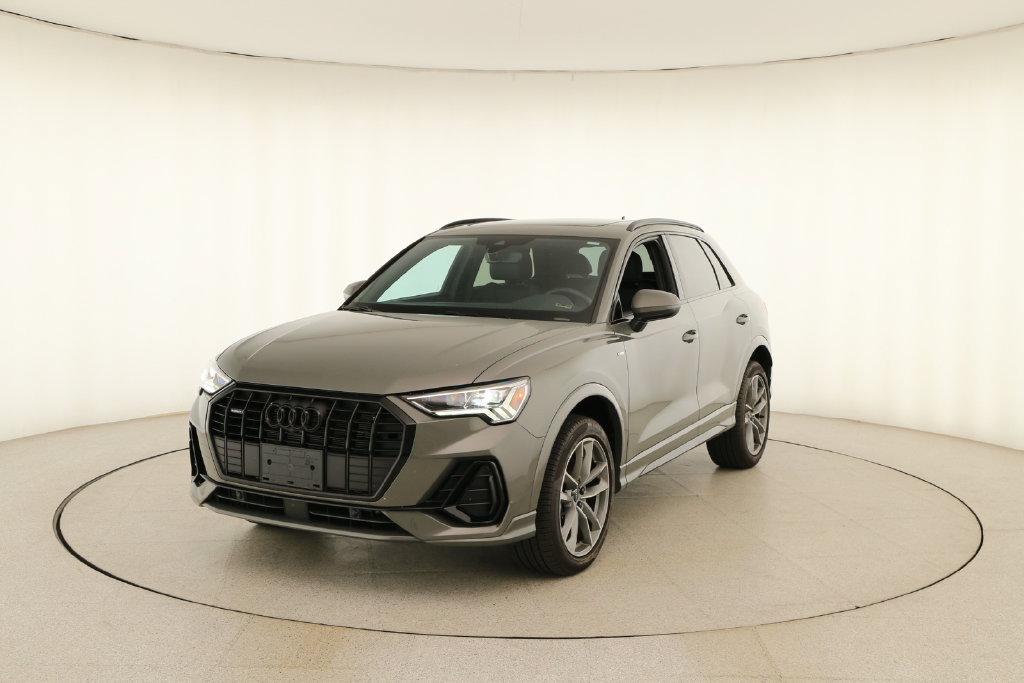 Certified 2024 Audi Q3 2.0T Premium Plus w/ Premium Plus Package AWD/4WD image 12