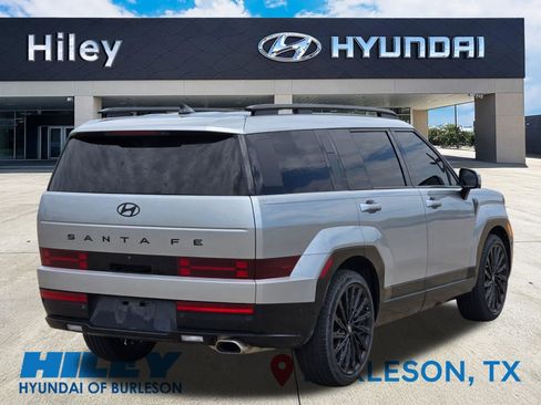 Used 2024 Hyundai Santa Fe Calligraphy FWD image 4