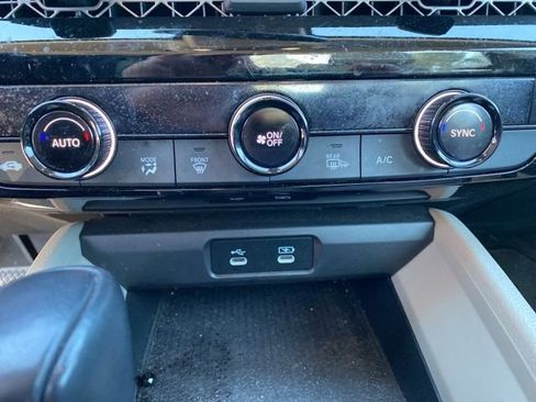 Used 2023 Honda Accord EX-L image 18