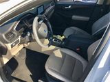 Used 2020 Ford Escape Titanium image 5