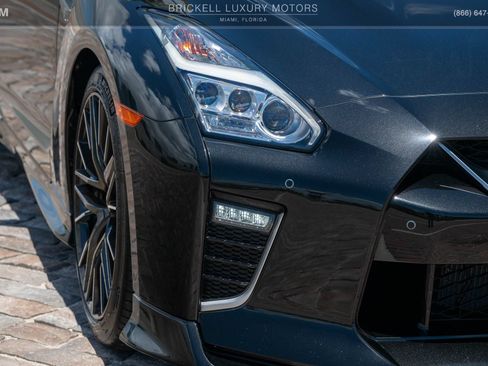Used 2020 Nissan GT-R Premium w/ Premium Interior Package AWD/4WD image 55