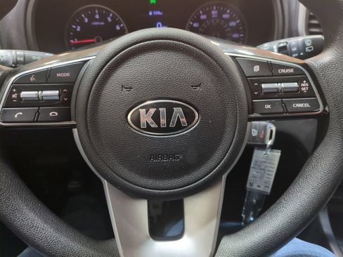 Used 2020 Kia Sportage LX FWD image 18