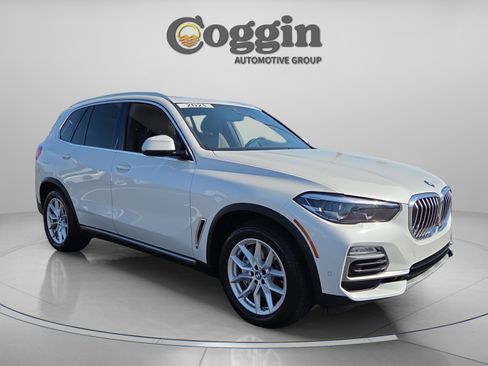 Used 2021 BMW X5 xDrive45e w/ Parking Assistance Package image 8
