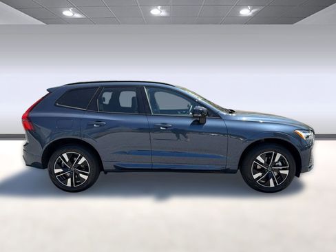New 2026 Volvo XC60 B5 Plus w/ Climate Package image 8